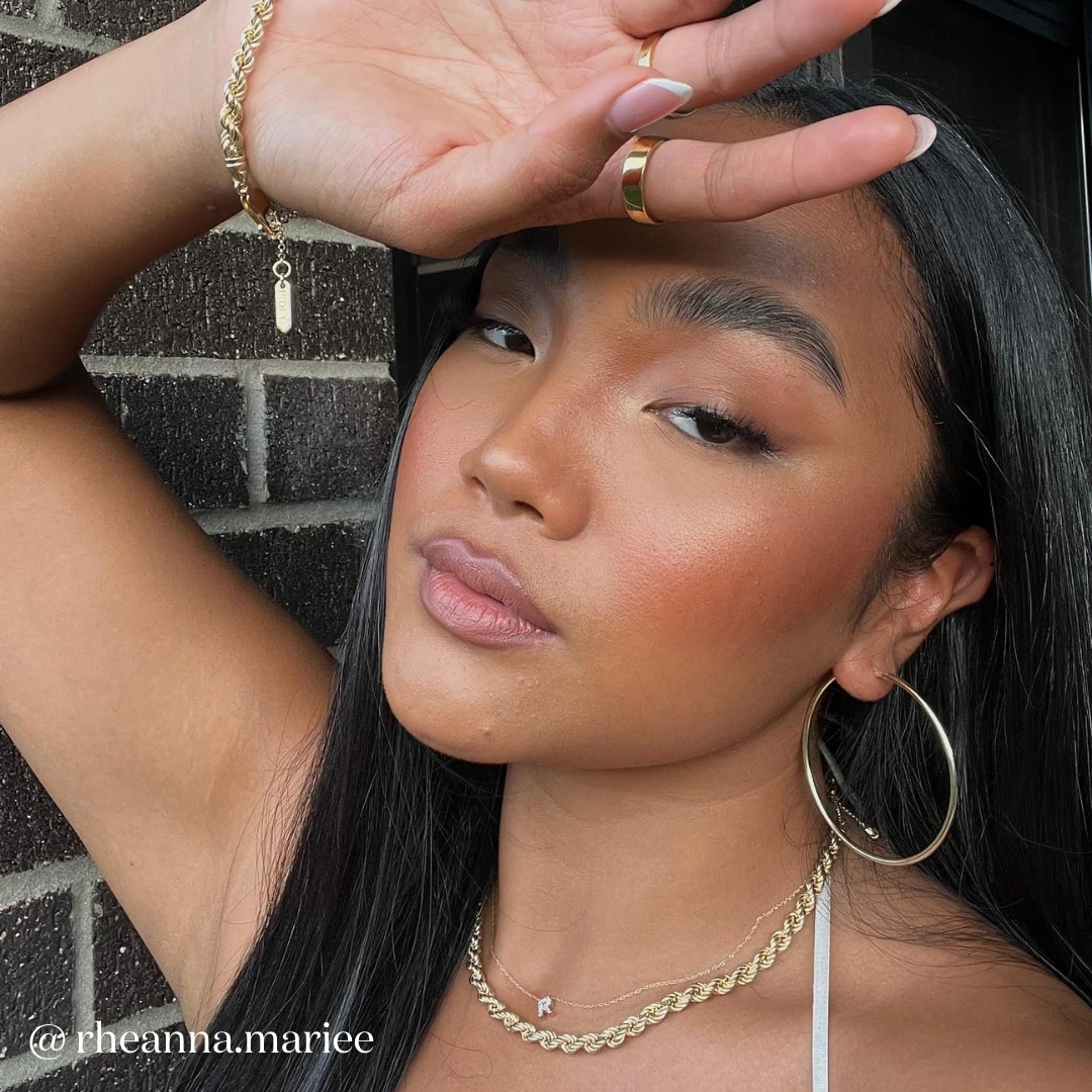 Diamond Letter R Necklace In 10k Gold 3 Diamond Letter R Necklace In 10k Gold - Image 3