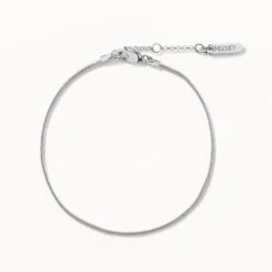 Fine Snake Chain Bracelet In Silver