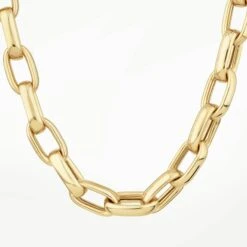 Maxi Paperclip Chain Necklace In Gold