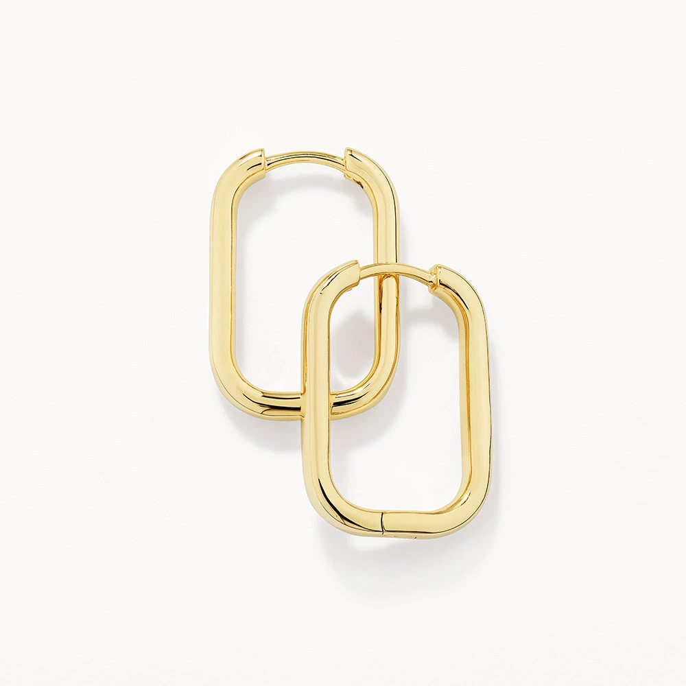 Midi Paperclip Earrings In Gold 4 Midi Paperclip Earrings In Gold - Image 4