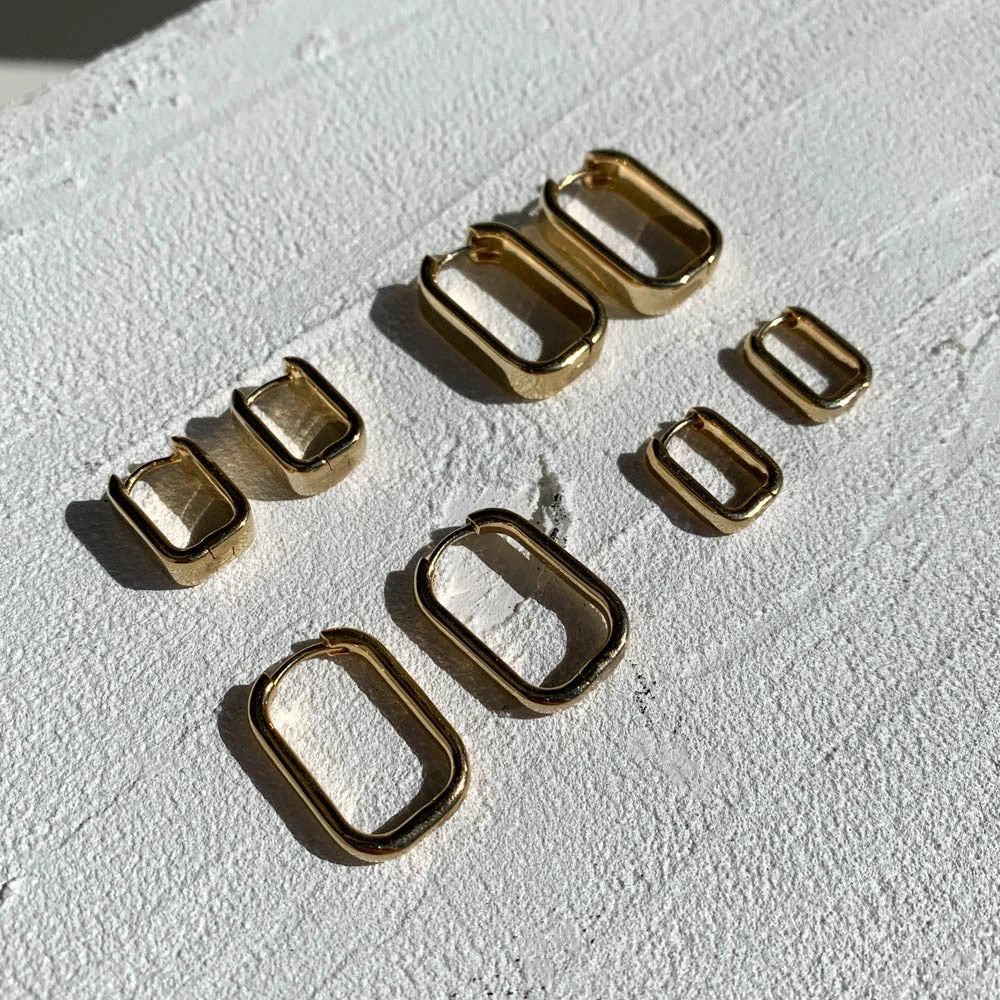 Midi Paperclip Earrings In Gold 8 Midi Paperclip Earrings In Gold - Image 8