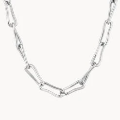 Pinched Paperclip Chain Necklace In Silver