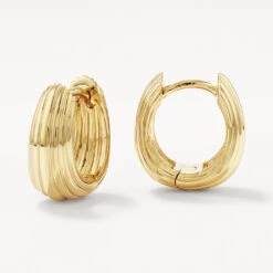 Ribbed Dome Huggie Earrings In Gold